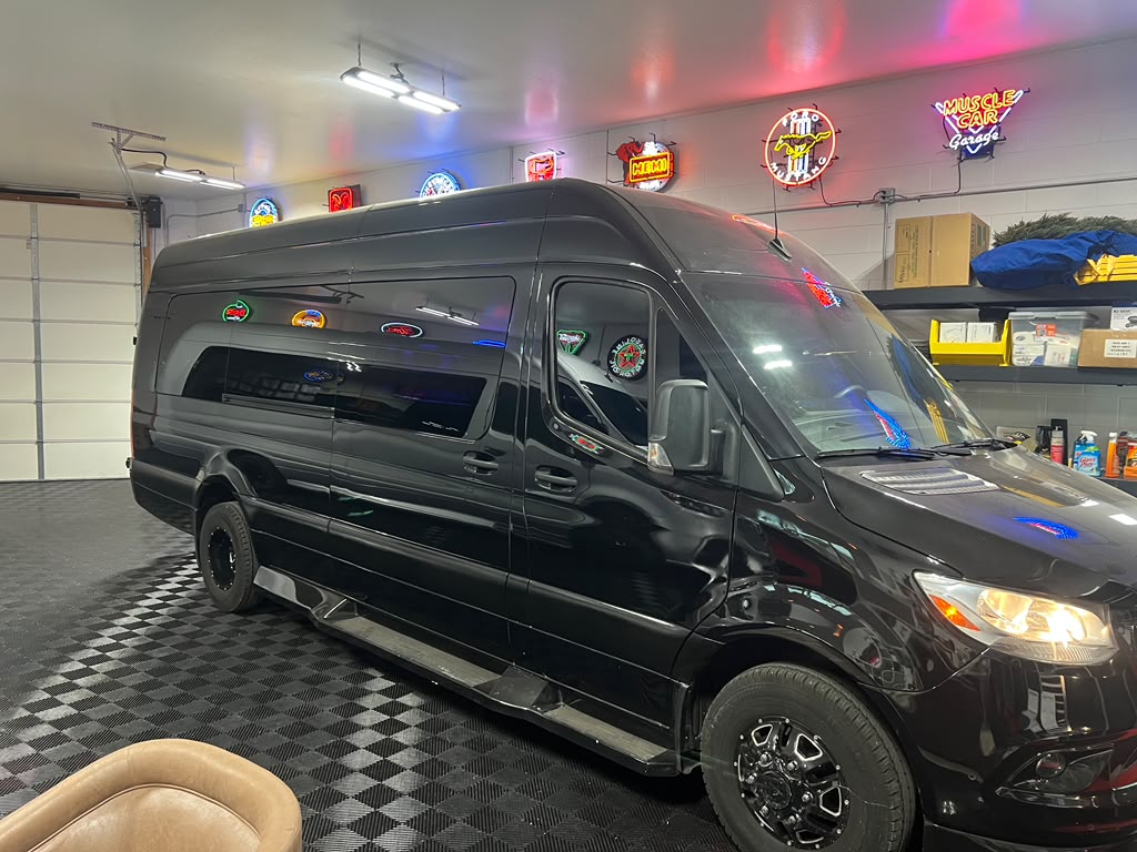 Mercedes Benz Sprinter